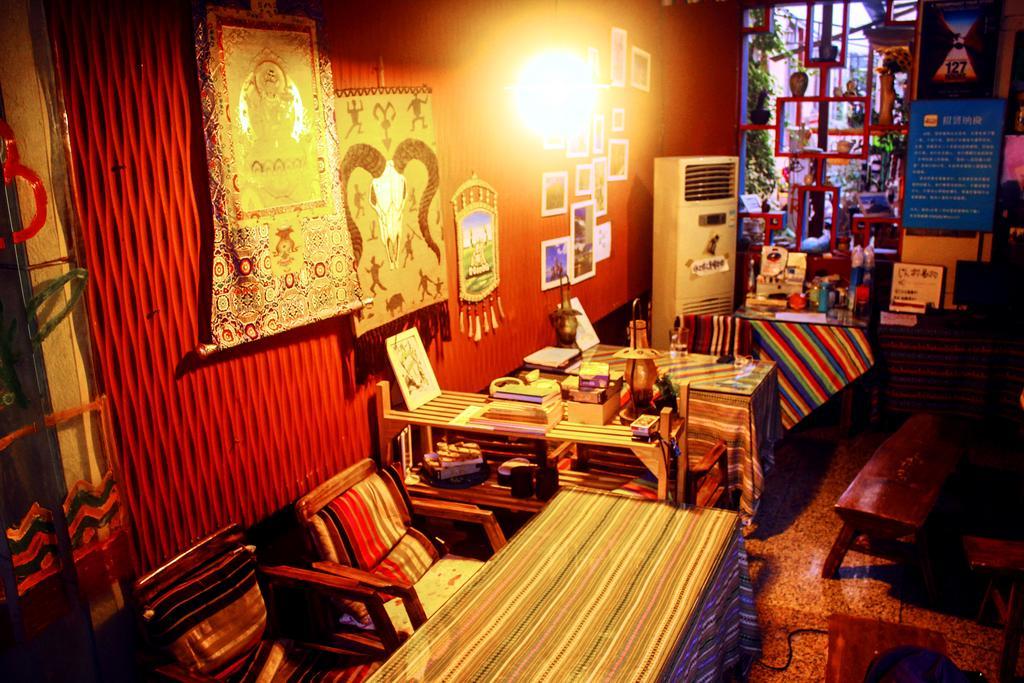 Dengba Hostel Chengdu Branch エクステリア 写真